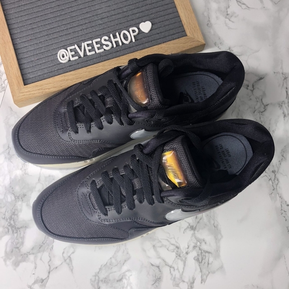 Nike Air Max 1 - Picture 4 of 4